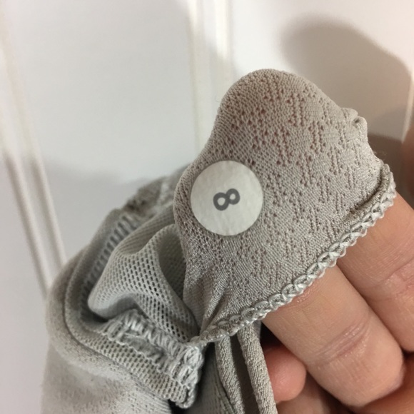 lululemon athletica Tank, Size 8 - Picture 8 of 8
